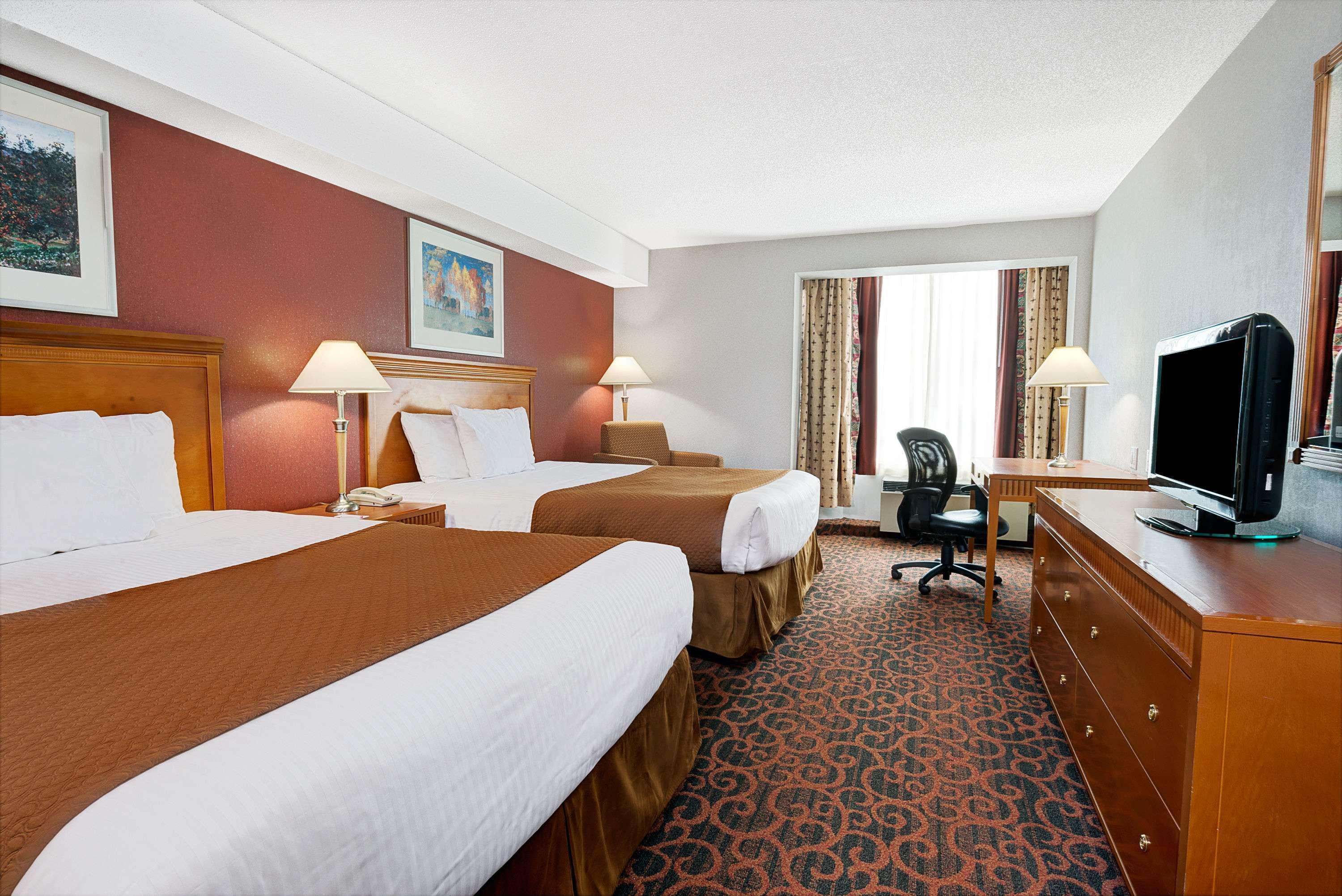 รามาดา บาย วินด์แฮม ไนแองการา ฟอลล์/ฟอลล์วิว Hotel ไนแอการาฟอลส์ ภายนอก รูปภาพ