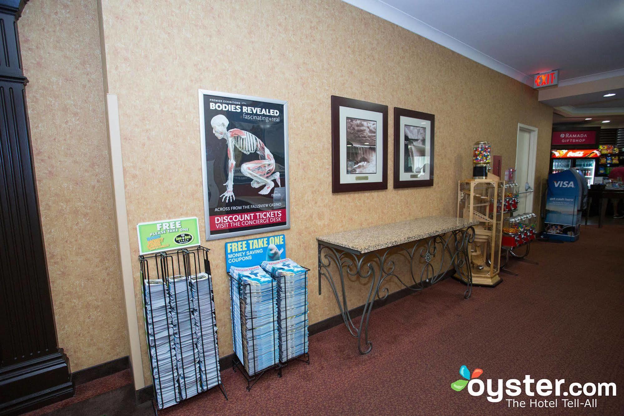 รามาดา บาย วินด์แฮม ไนแองการา ฟอลล์/ฟอลล์วิว Hotel ไนแอการาฟอลส์ ภายนอก รูปภาพ