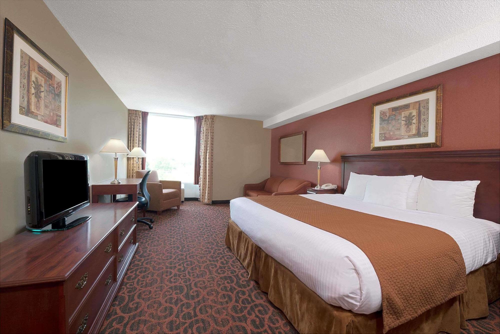 รามาดา บาย วินด์แฮม ไนแองการา ฟอลล์/ฟอลล์วิว Hotel ไนแอการาฟอลส์ ภายนอก รูปภาพ