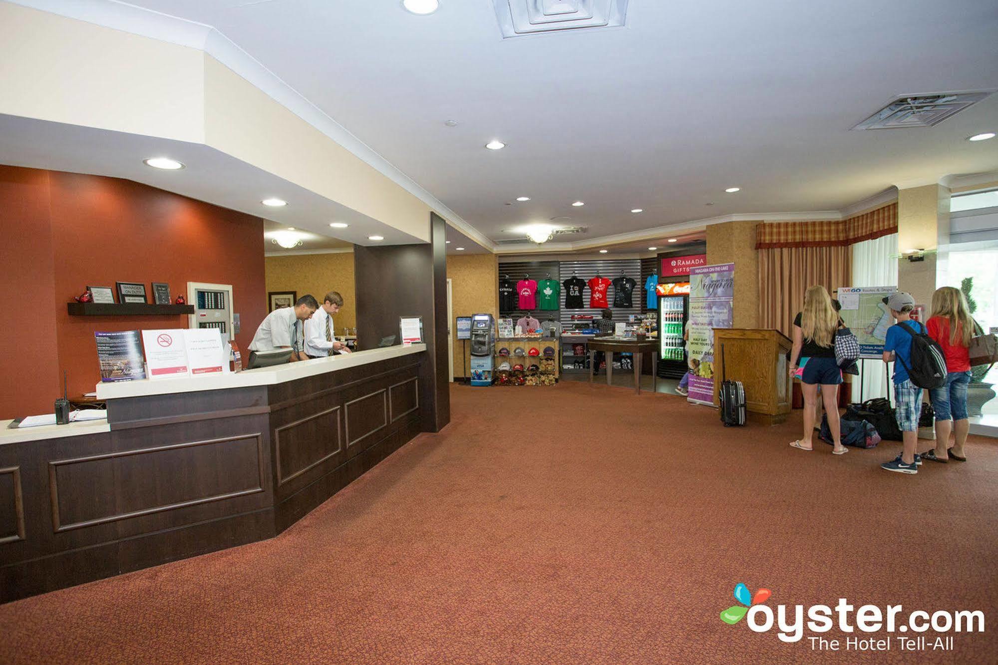 รามาดา บาย วินด์แฮม ไนแองการา ฟอลล์/ฟอลล์วิว Hotel ไนแอการาฟอลส์ ภายนอก รูปภาพ